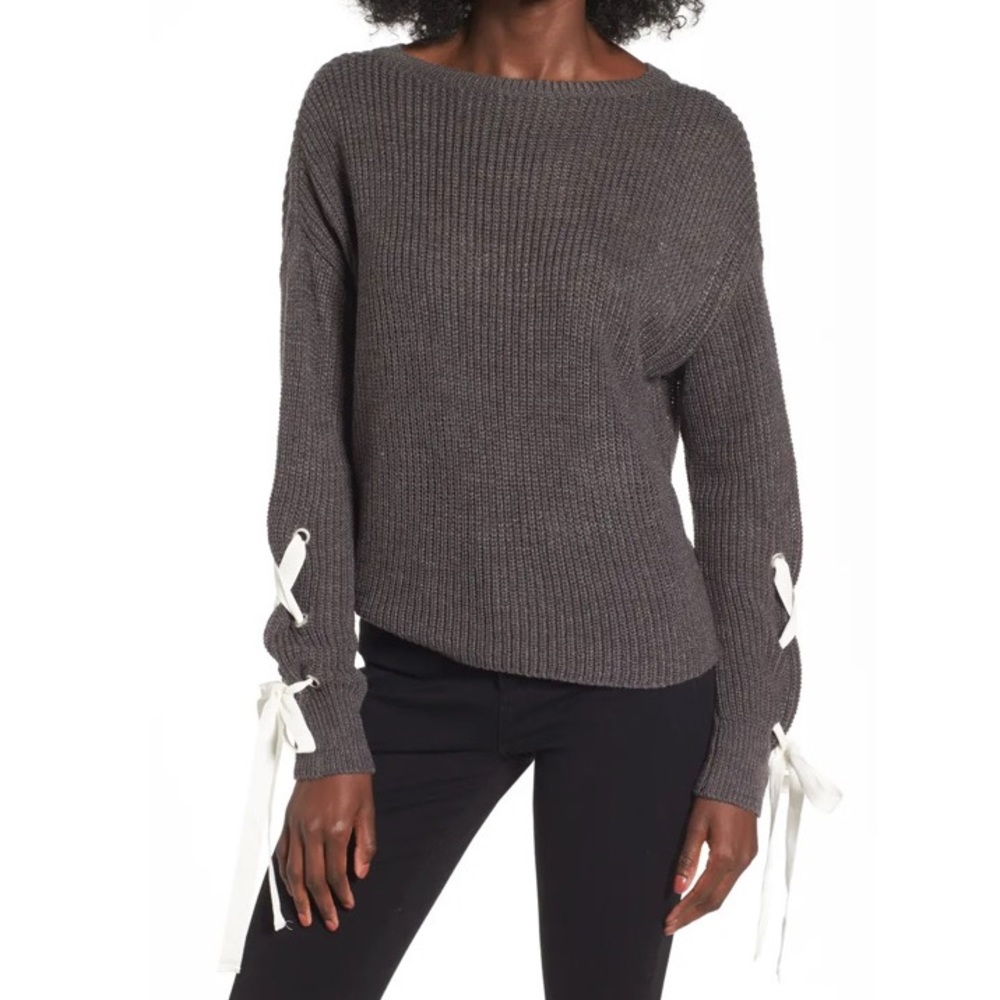 📌 MADISON & BERKELEY Laced Sleeve Sweater